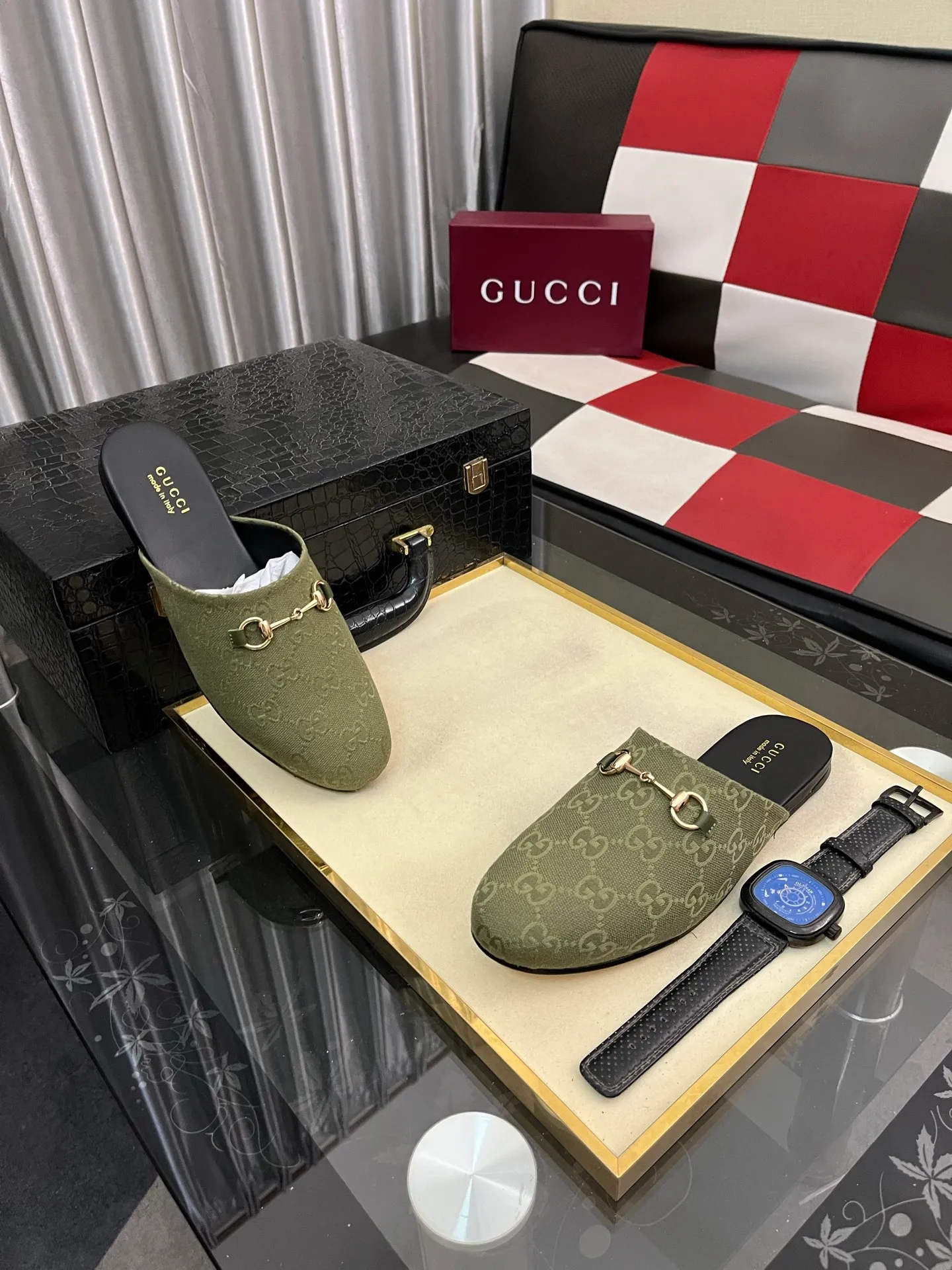Men's shoes 💰480⌚️⌚️[Gucci] 2024 new season half-slip men's shoes, made of Italian imported first-layer frosted cowhide➕sheepskin lining, original hardware buckle, original combination wear-resistant outsole, real shot 🎬 Very comfortable on the feet, size 36-44